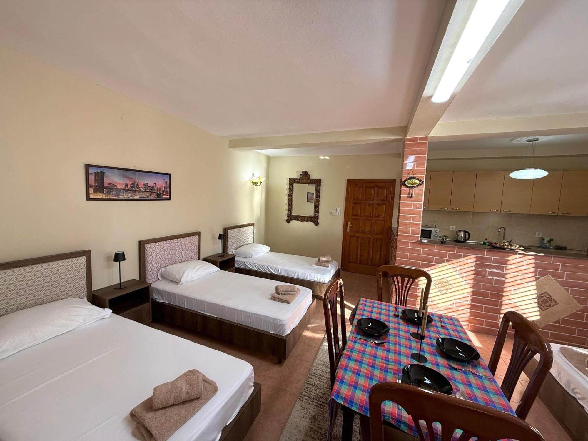Shkodra Guest House 2 מראה חיצוני תמונה
