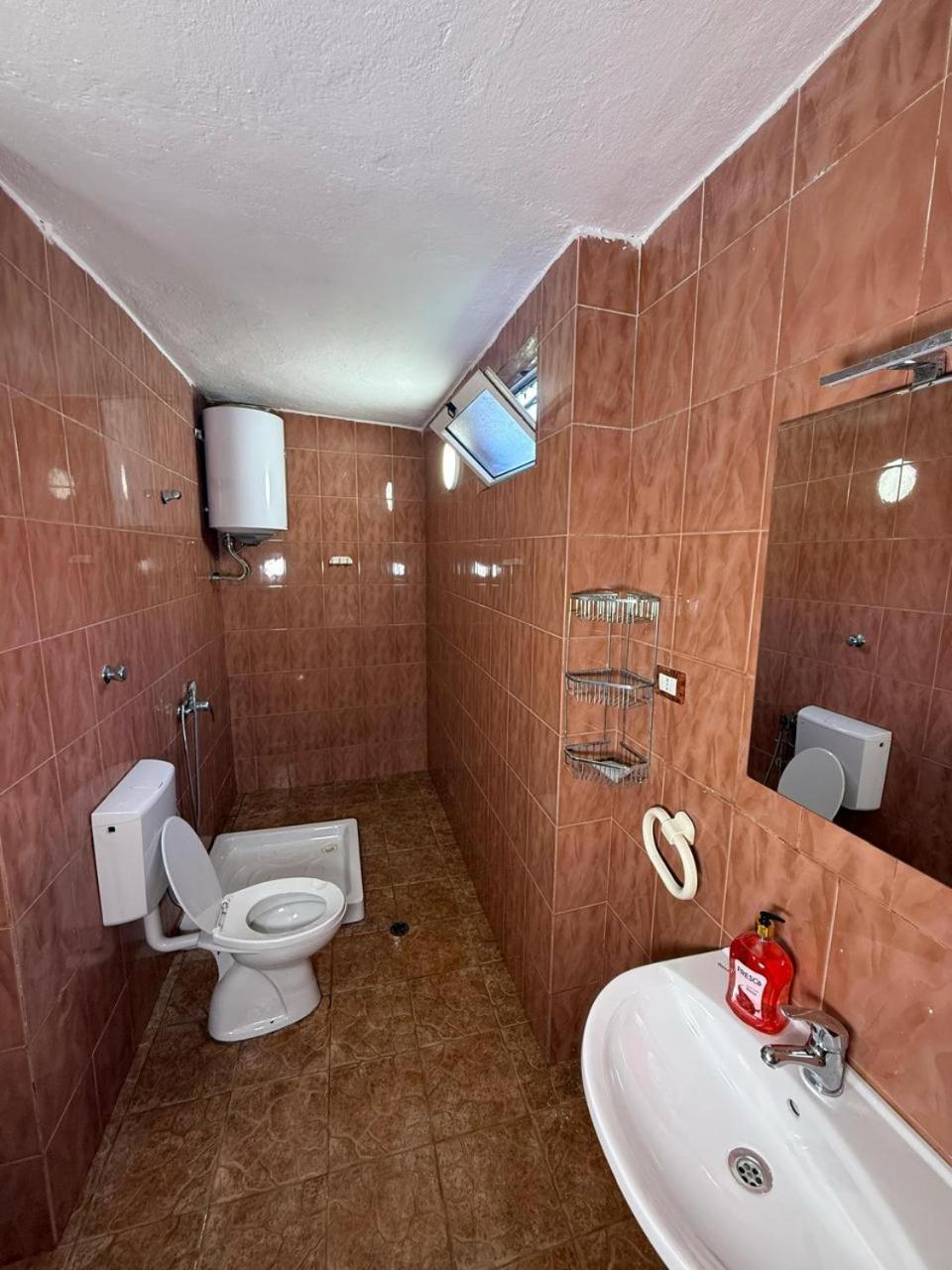 Shkodra Guest House 2 מראה חיצוני תמונה