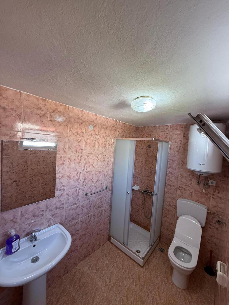 Shkodra Guest House 2 מראה חיצוני תמונה